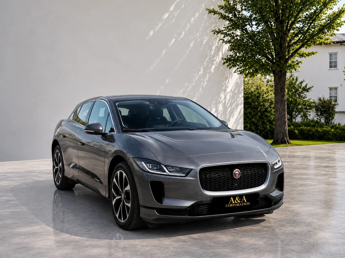 Jaguar I-PACE — 3/10