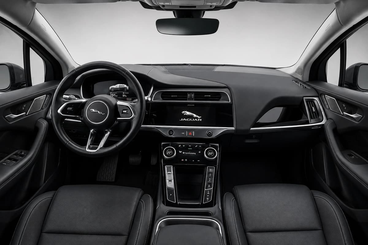 Jaguar I-PACE — 7/10