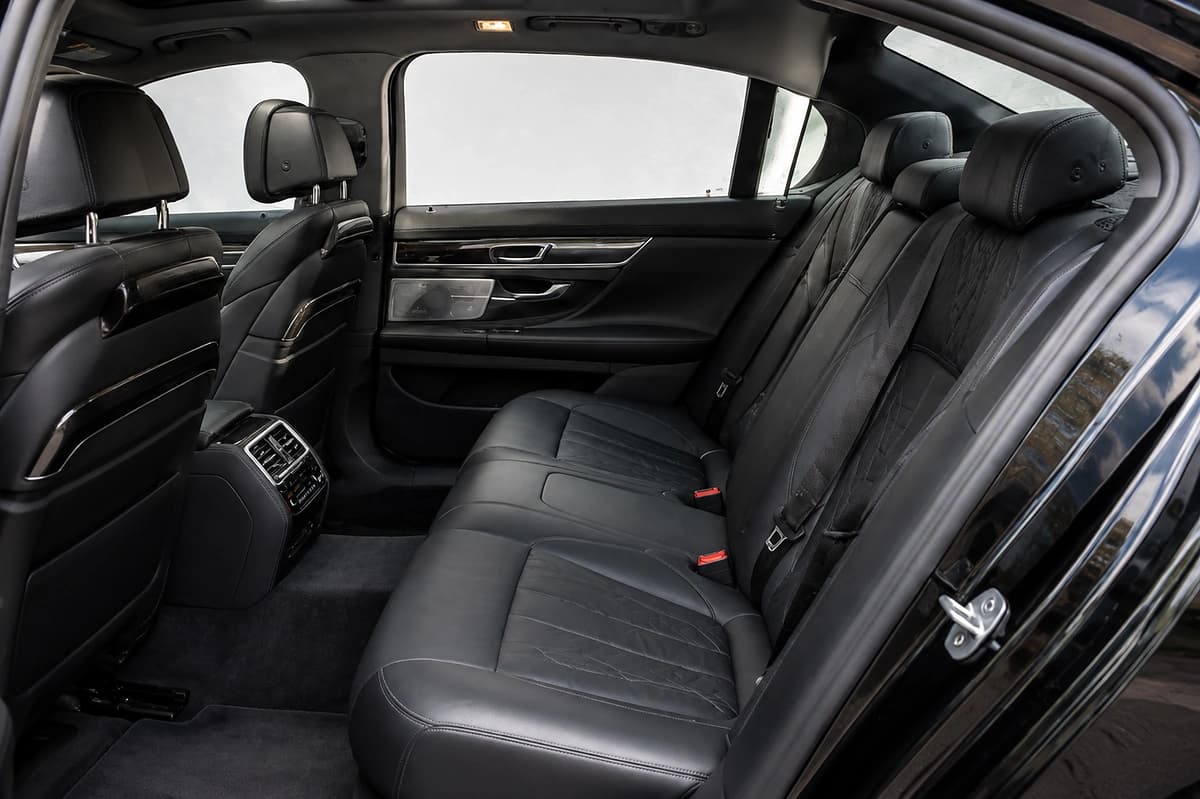 BMW 740d xDrive — 6/7